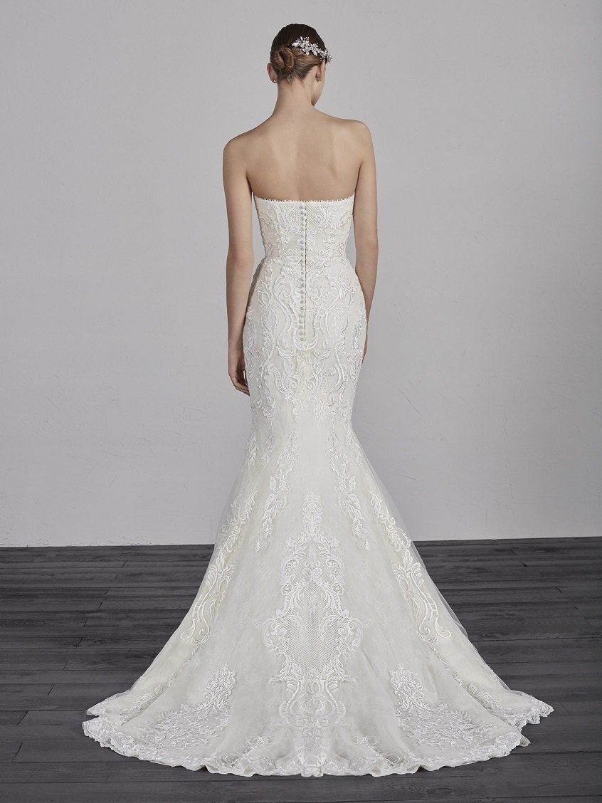 Sophisticated strapless mermaid wedding gown Modes Bridal NZ