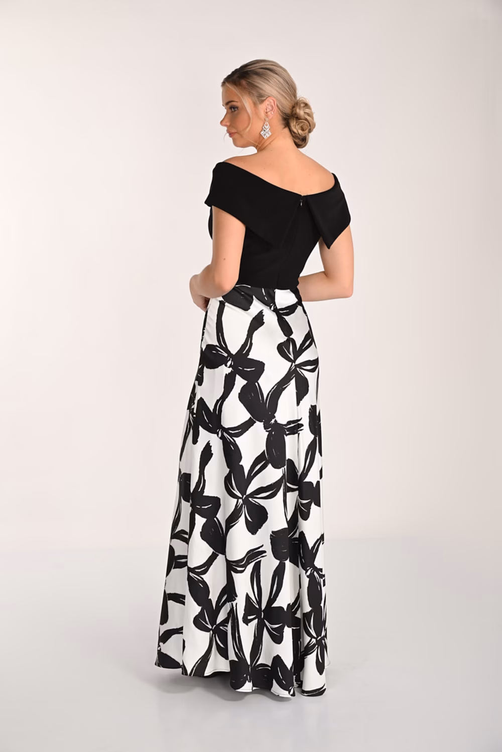Off-Shoulder Maxi Dress FLDR71.JPG